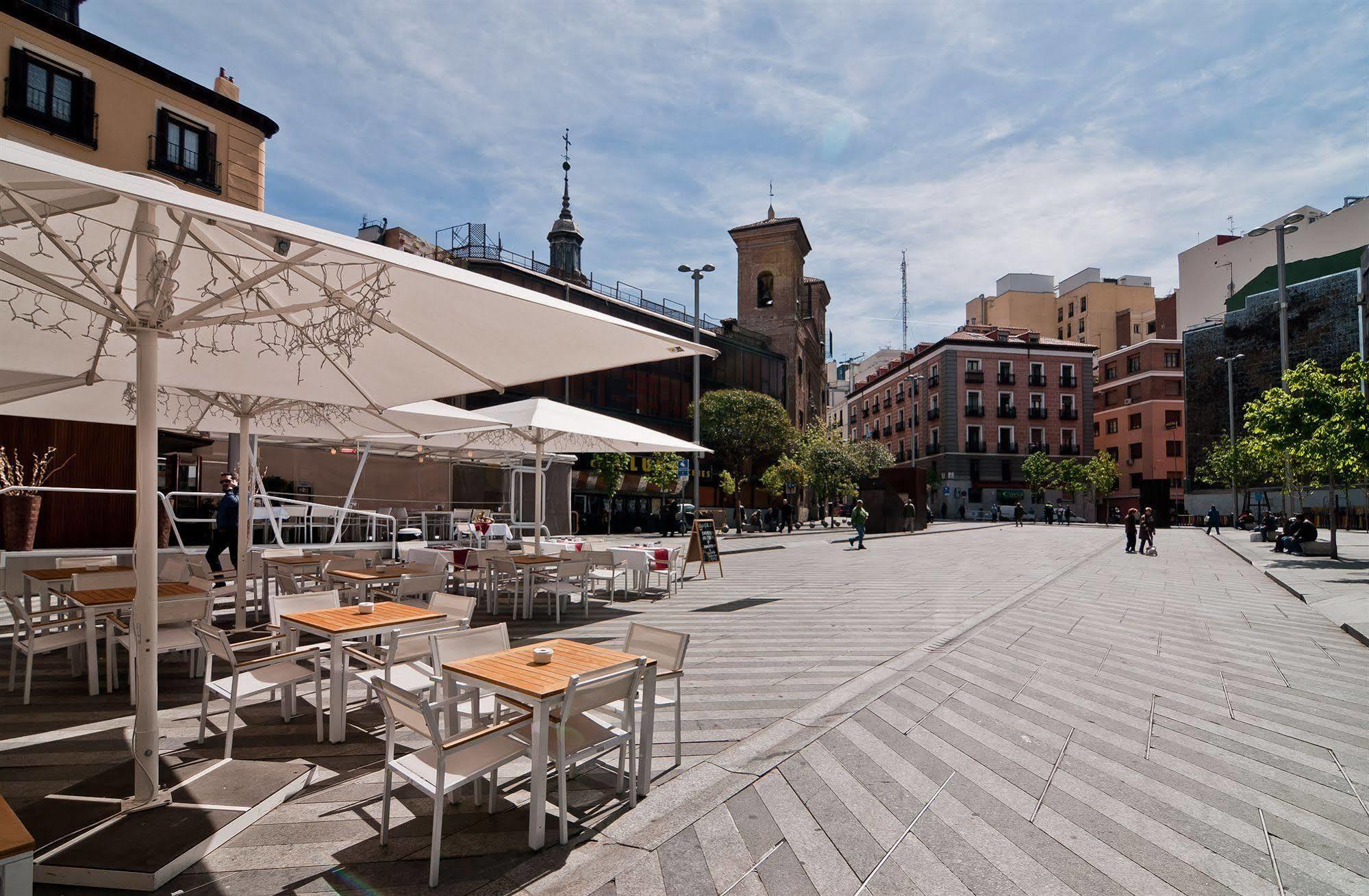 Apartamentos Aqui Me Quedo Madrid Exterior photo